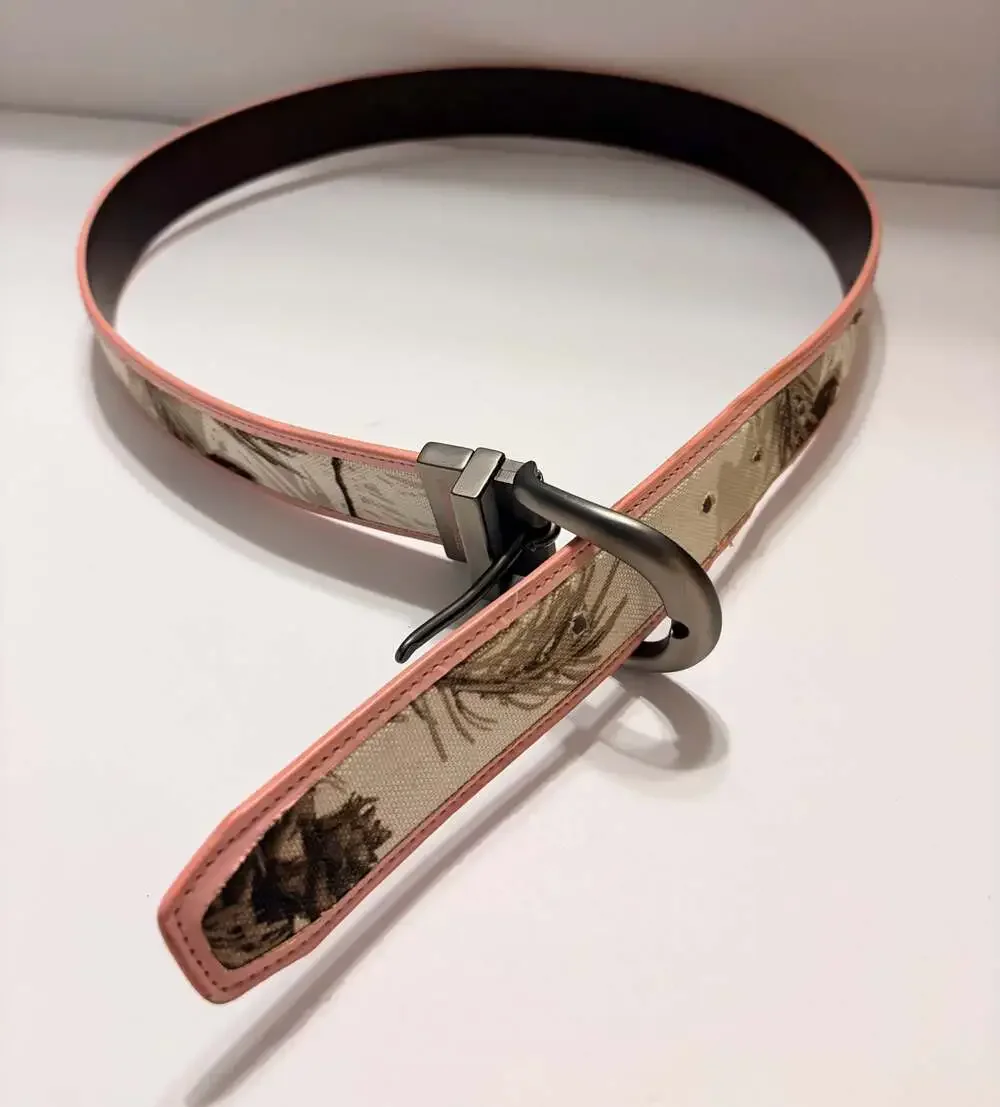 Realtree Women’s Camouflage Reversible Belt 32 In Long, 1.5